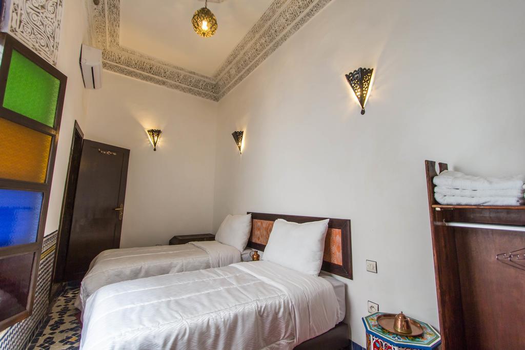 Riad Taha Fes Luaran gambar