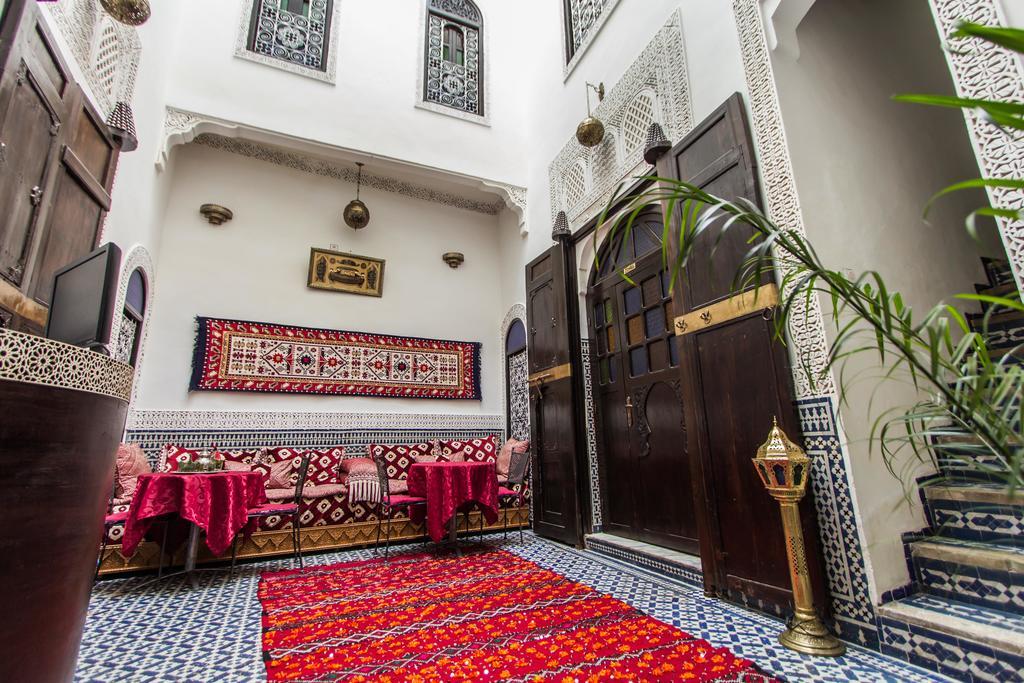 Riad Taha Fes Luaran gambar