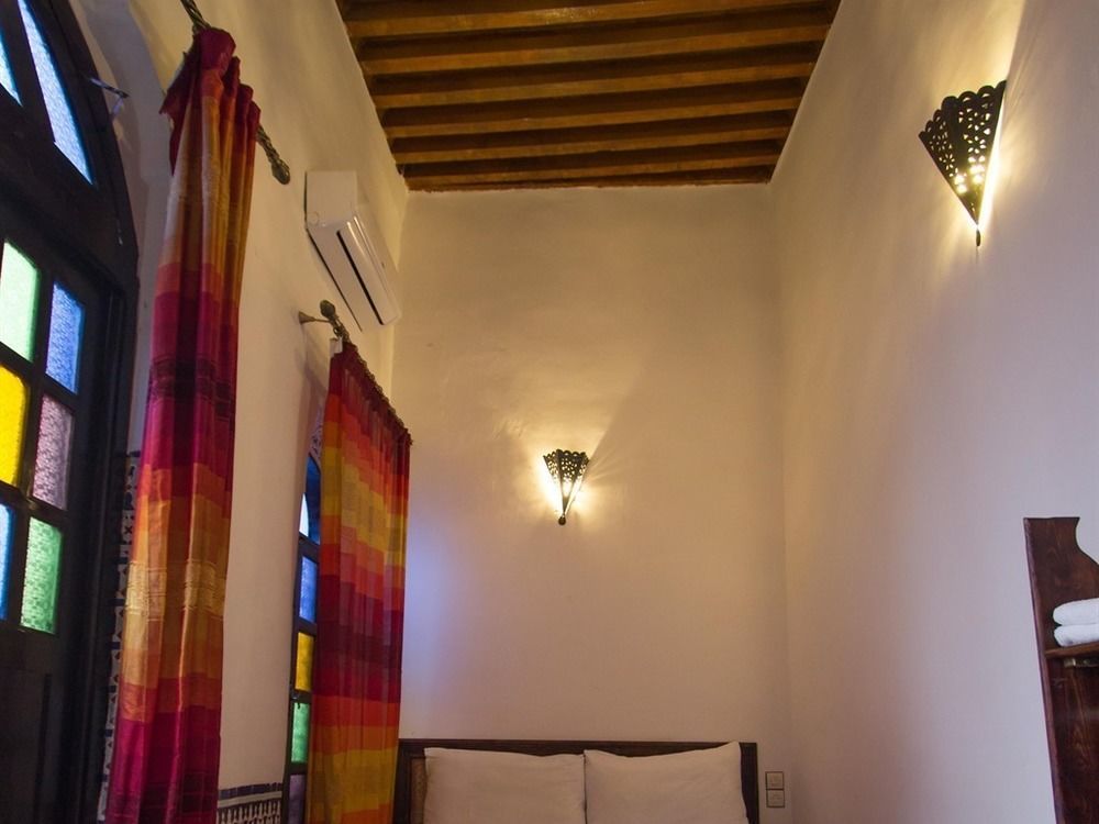 Riad Taha Fes Luaran gambar