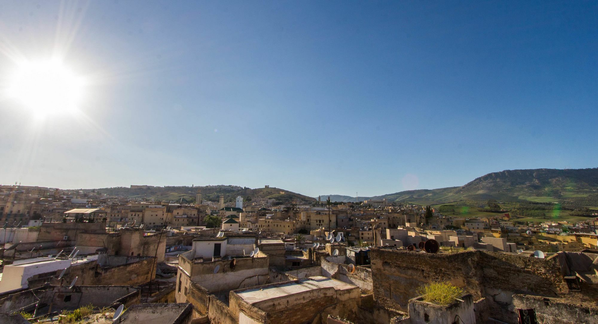 Riad Taha Fes Luaran gambar