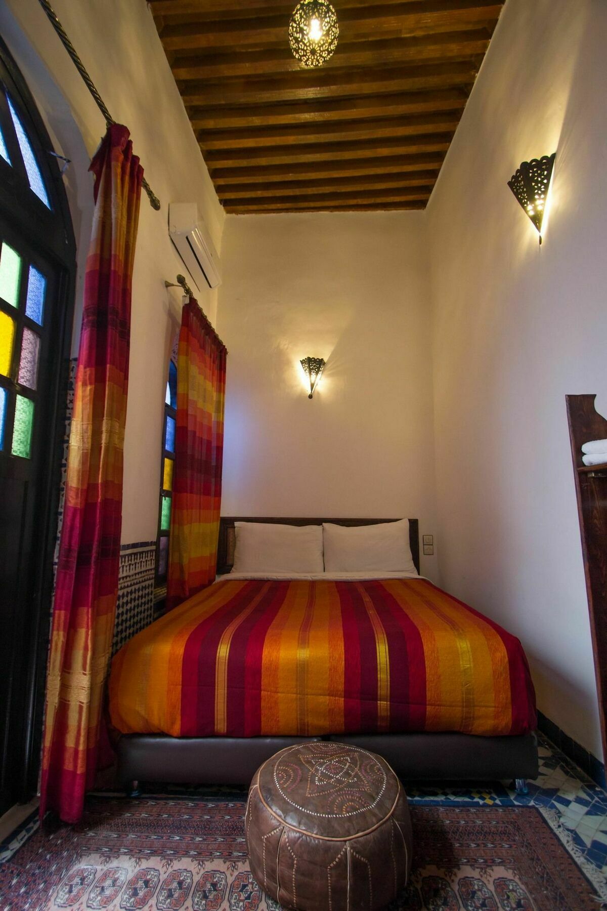 Riad Taha Fes Luaran gambar